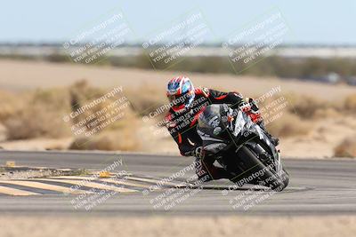 media/Nov-16-2025-Race Pace (Sun) [[8c5fa54630]]/Verified Riders/9-Turn 16 (150pm)/